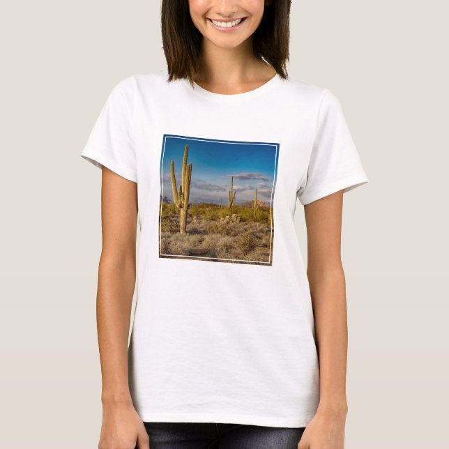 Deserts | Superstition Mountains, Arizona T Shirt (Framsida)