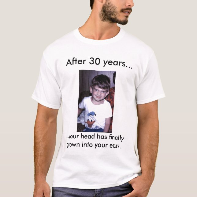 Design 11 tee (Framsida)