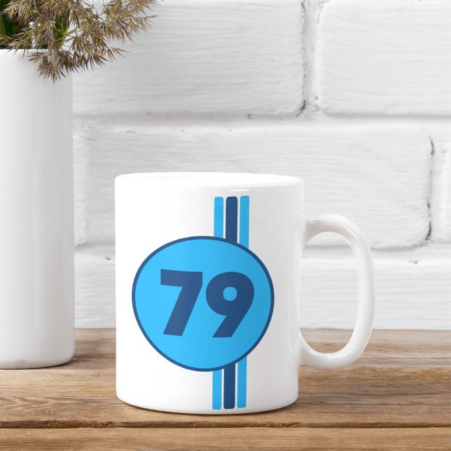 Design 79 i blått på turkos med rand kaffemugg (Skapare uppladdad)