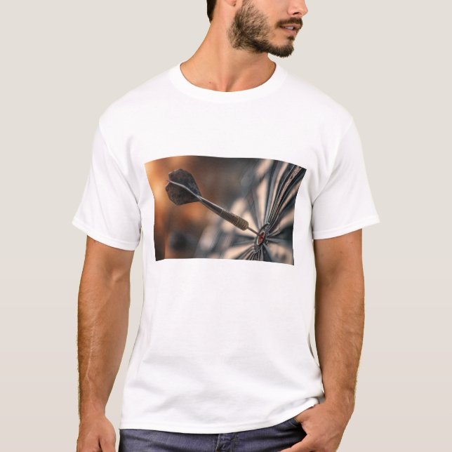 Design Vise Juste Vise Fort fléchette impact T Shirt (Framsida)