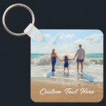 Designa din egen familjefoto nyckelring Anpassad t<br><div class="desc">Anpassade foto- och textnyckelringar - Skapa din egen design Unika personliga present till mamma / pappa / barn / familj / vänner eller personlig nyckelring Foto present Tillbehör - Lägg till ditt foto och text / namn - Ändra storlek och flytta element med Anpassningsverktyget ! eller Välj typsnitt / storlek...</div>