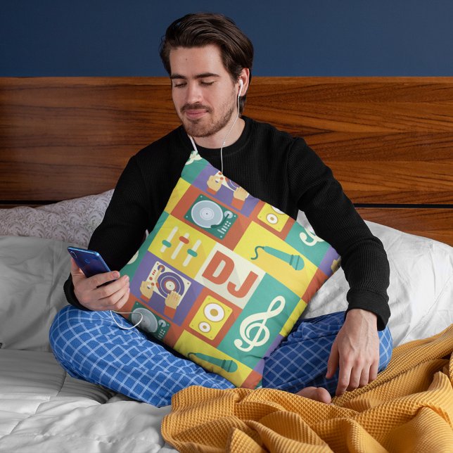 Designad professionell Disk Jockey Iconic Kudde (Skapare uppladdad)