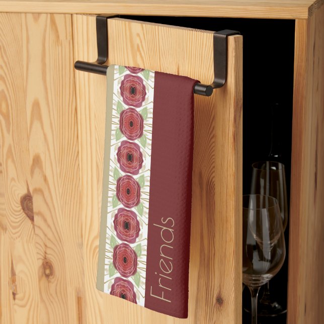 Designer-blommigt med burgundisk rosa och beige kökshandduk (Thirds Fold)