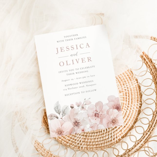 Designer Blush Floral All Seasons Wedding Inbjudningar (Skapare uppladdad)