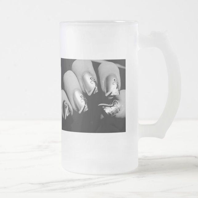 Designer Fingernails Frostat Ölglas (Höger)