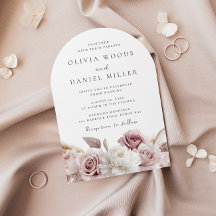 Designerark bröllop med rosablush och vita blommor
