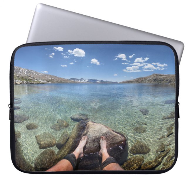 Desolation Sjö - Sierra Laptop Sleeve (Framsidan)