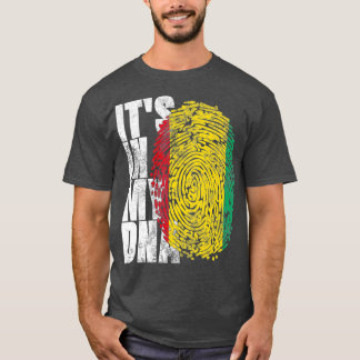 Dess i min DNA Guinean African Gift Coola Flagga T Shirt