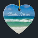 Destin Florida Benice Beach Photogratography Heart Julgransprydnad Keramik<br><div class="desc">Ett vackert strandfotografi som tagits på det perfekta semestermålet Destin i Florida. Den vackra grönten vatten i Sandestin tvättar upp till sandstranden under serene blå himmel för att göra perfekten till scenbild på semester.</div>