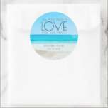 Destination Beach Wedding Runt Klistermärke<br><div class="desc">Seal your favors, invitations, or welcome bags with a sweet coastal touch using these Destination Beach Wedding Classic Round Stickers. Featuring the charming phrase “All you need is love and the beach” and customizable with your names and wedding date, these stickers are the perfect blend of personal and playful. Whether...</div>