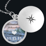 Destinationsbröllopsdag för din fotoårsdag silverpläterat halsband<br><div class="desc">Bröllop-fotoinnehavarens Necklaces Välj antingen Silver Plated Guld Avslutar eller Sterling silver Unik Personlig Anpassningsbar Bröllop 1:a julgåva av typen Bröllopsfest Keepsak färg Necklaces - om du vill ändra bakgrund verktyg - klicka på anpassa - klicka på redigera - välj sista färger i rullgardinsmenyn och välj från ett av de personligt...</div>