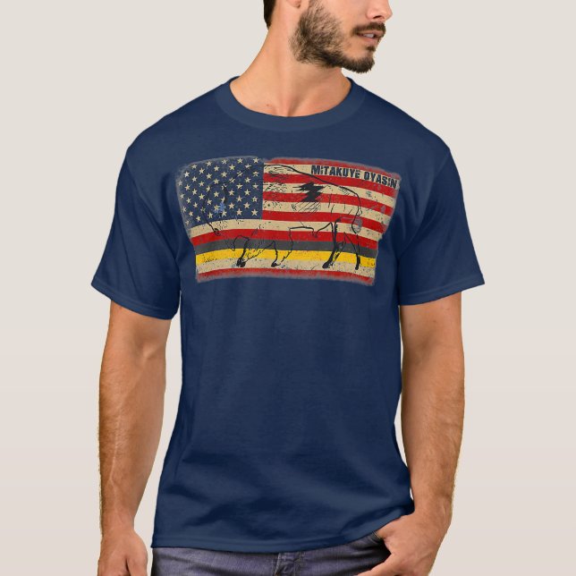 Det amerikanska Pridet I Lakota Tribe Teton Sioux T Shirt (Framsida)