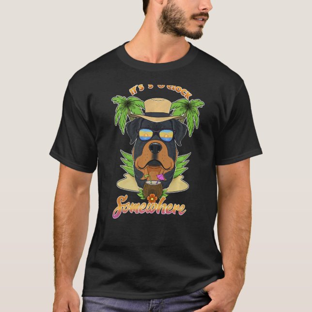 Det är 5 o'Clock nånstans att dricka Rottweiler T Shirt (Framsida)