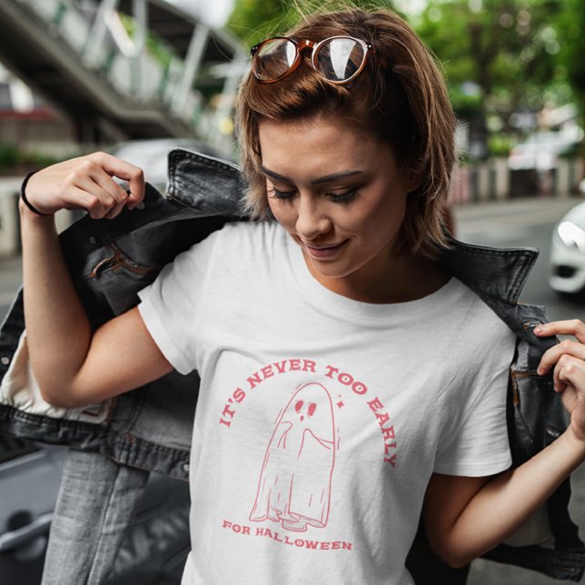 Det är aldrig för Tidigt för Halloween T Shirt (Skapare uppladdad)