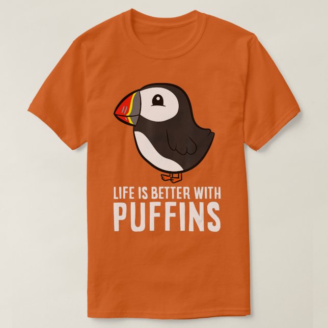 Det är bättre med Puffins Cute SeaBird Puffins T Shirt (Design framsida)