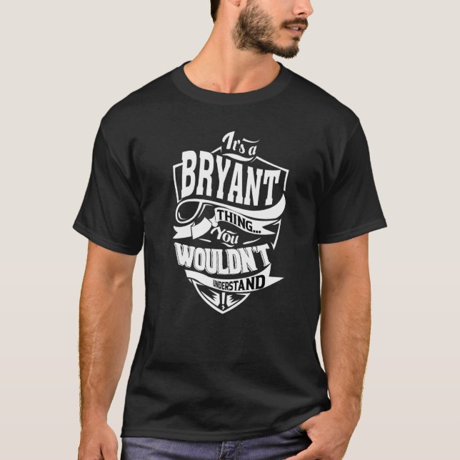 Det är en Bryant Sak T Shirt (Framsida)