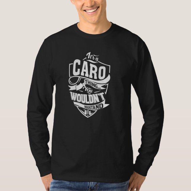 Det är en CARO Sak T Shirt (Framsida)