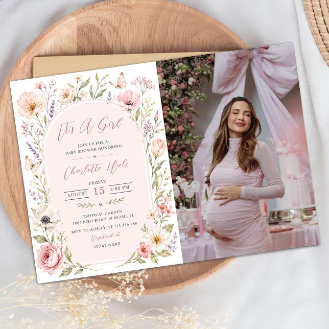 Det Är En Flicka Blommig Bebis Badrumsfotografi  Inbjudningar (Skapare uppladdad)