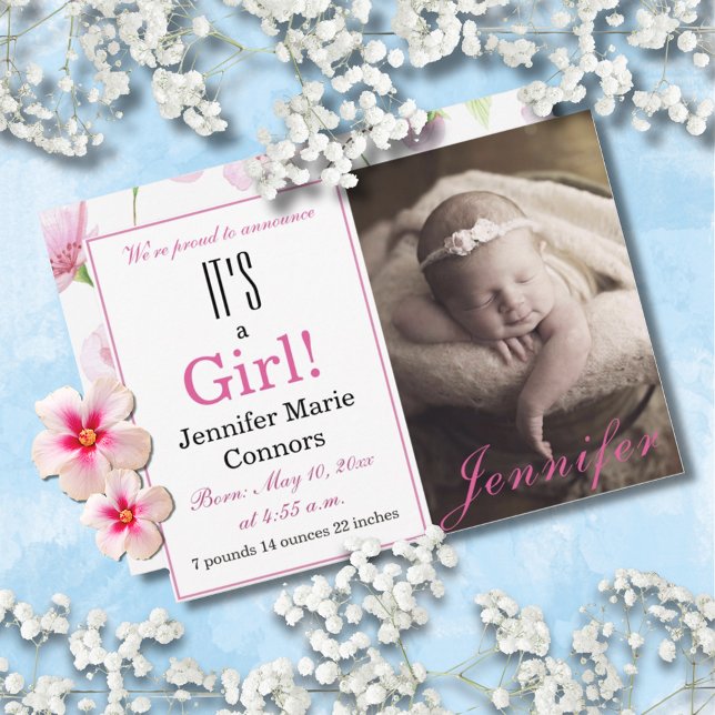 Det är en flicka! Rosa Blommigt Baby Birth Notice  Inbjudningar (It's a Girl! Modern Pink Floral Birth Announcement Photo Card)