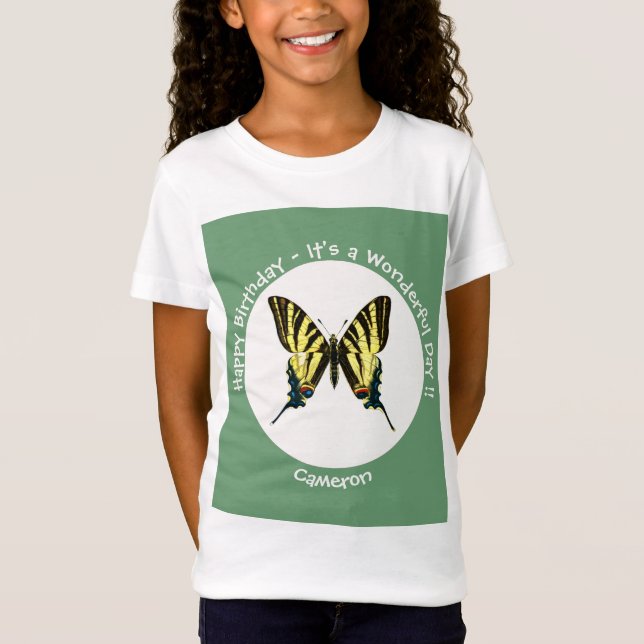 Det är en Födelsedagsfest för Skrussvanselfjäril. T Shirt (Framsida)