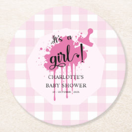 Det är en Girl Cute Pastel Rosa Gingham Baby Showe Underlägg Papper Rund
