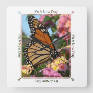 Det är en ny dag (Monarch Butterfly) Fyrkantig Klocka