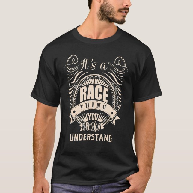 Det är en TÄVLING Sak T Shirt (Framsida)