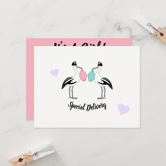 Det är en tjej storkleverans baby shower sprinkle inbjudningar (Fram/Back In Situ)