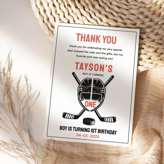 Det är Game Time Hockey 1-års födelsedagsfest Tack Kort (It’s Game Time Hockey 1st Birthday Party Thank You Card
)