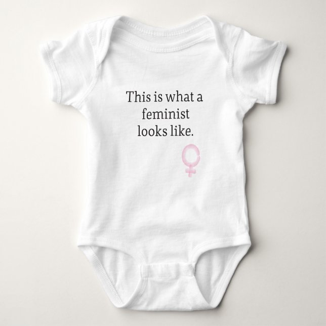 Det är hur en feminist ser ut. tee (Framsida)