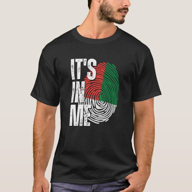 Det är i mig Madagascar Flagga Fingerprint Madagas T Shirt (Framsida)