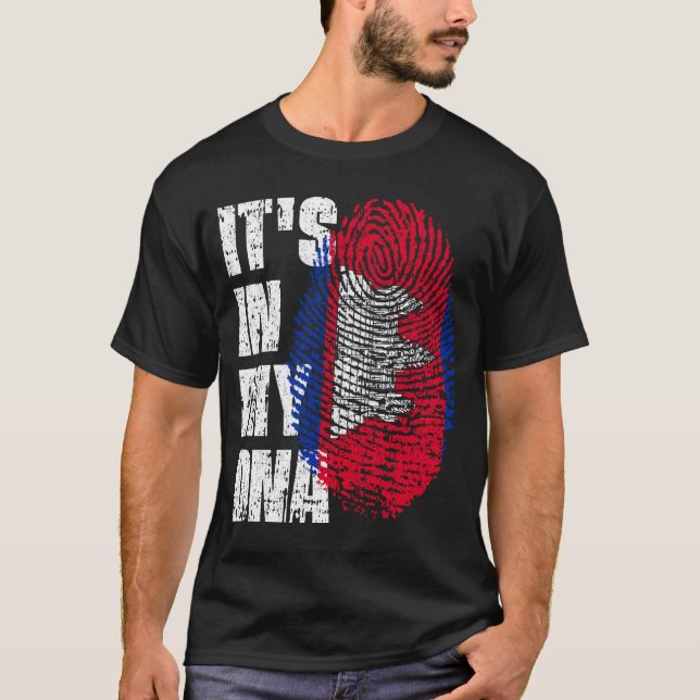 DET ÄR I MIN DNA-Flagga-Boy Girl Gift T Shirt (Framsida)
