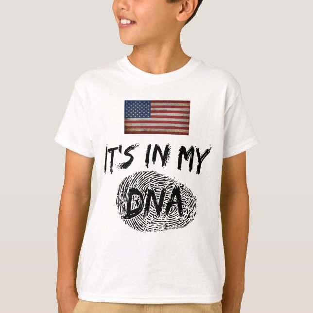 DET ÄR I MIN DNA LAND FLAGGA-ANPASSADE T SHIRT (Framsida)