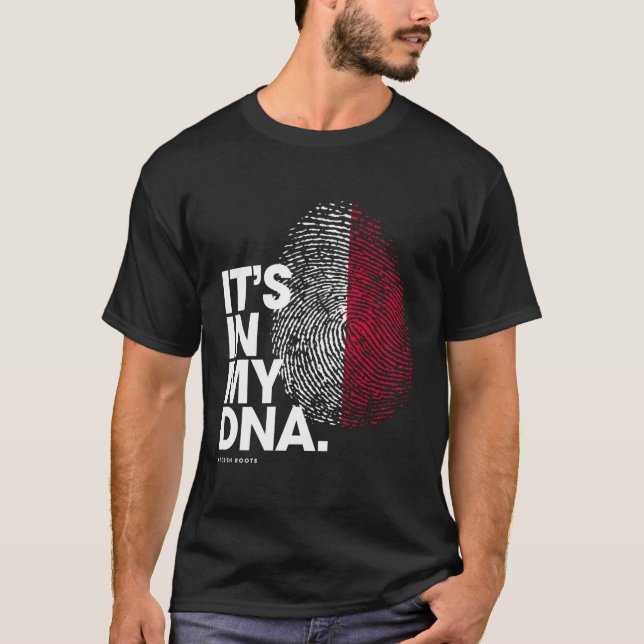 Det är i min Dna Poland Flagga Shirt polska rötter T Shirt (Framsida)