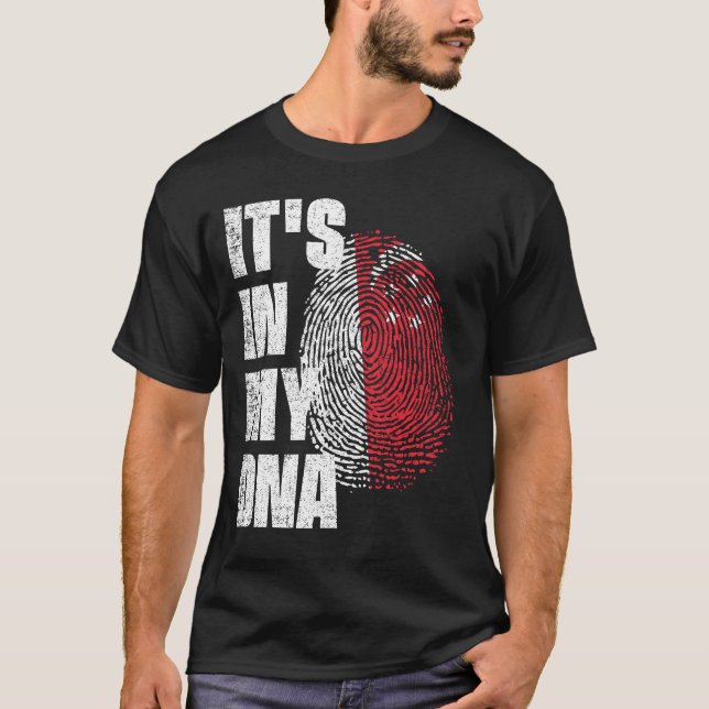 DET ÄR I MIN DNA Singapore Flagga T Shirt (Framsida)