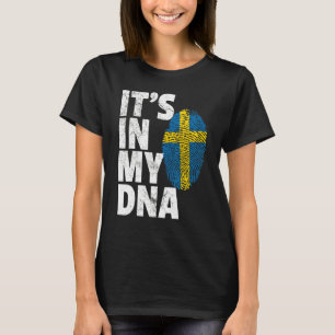 Det är i min DNA-Sverige, svenska Flagga Women T Shirt