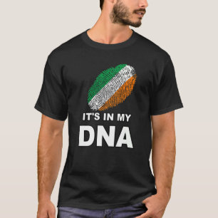 Det är i mitt Dna Fingerprint Ireland Flagga St. T Shirt