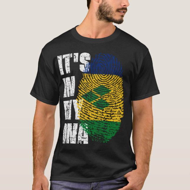 Det är i mitt Dna St Vincent Grenadines Flagga St  T Shirt (Framsida)
