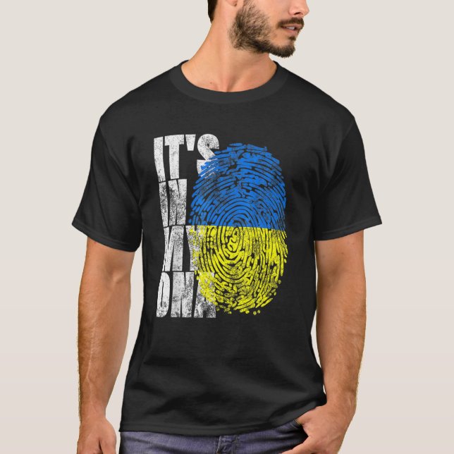 Det är i mitt DNA ukrainska presenter Vyshyvanka K T Shirt (Framsida)