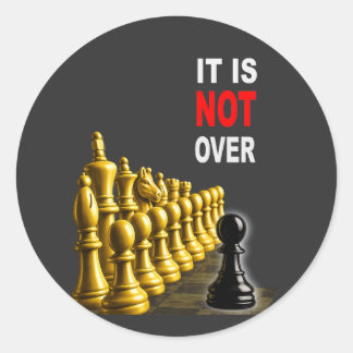 Det är inte över – Black Pawn Chess Motivation Des Runt Klistermärke