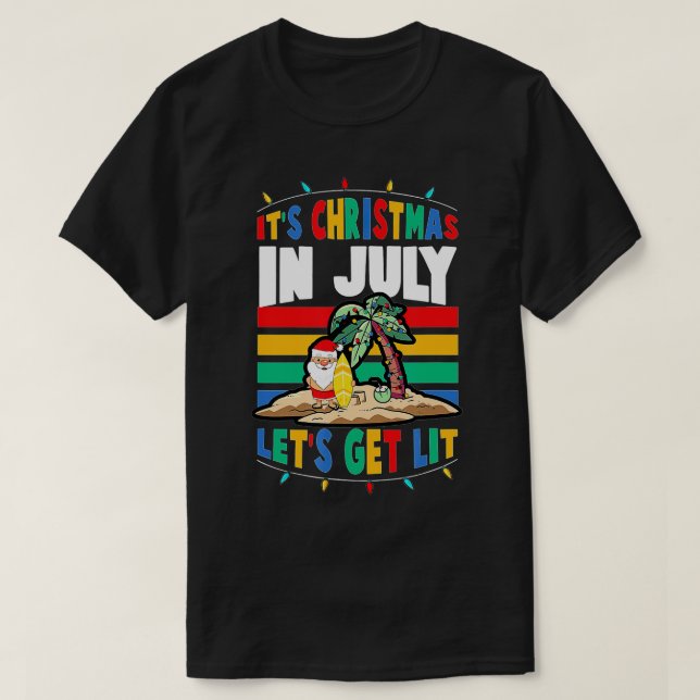 Det är jul i juli, så att Lit Jultomten får vara T Shirt (Design framsida)