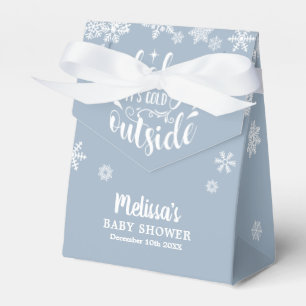 Det är kallt ute pojken blå vinter baby shower presentaskar
