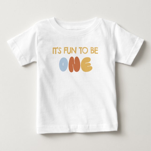 Det är kul att fylla 1 år t shirt (Framsida)
