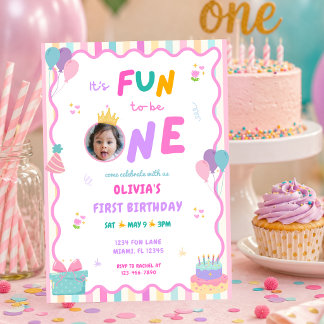 Det är kul att vara en anpassad fotoflicka 1-årsda inbjudningar