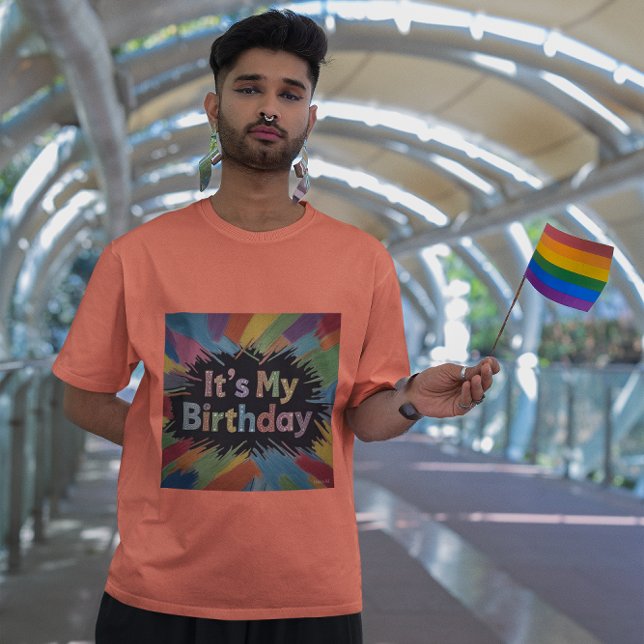 Det är min födelsedags Geometric Confetti T Shirt (Skapare uppladdad)