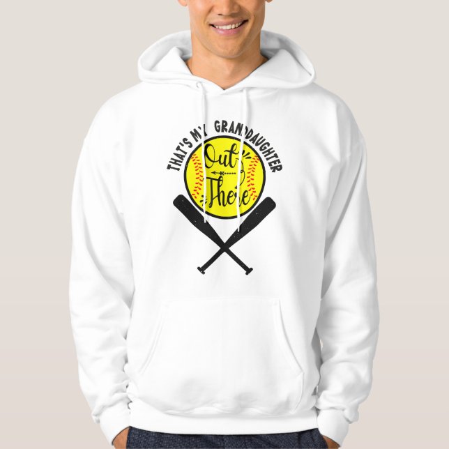 Det är min sondotter där Softboll Mormor Hoodie (Framsida)