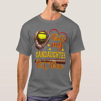 Det är min sondotter därute Softboll Mormor re T Shirt