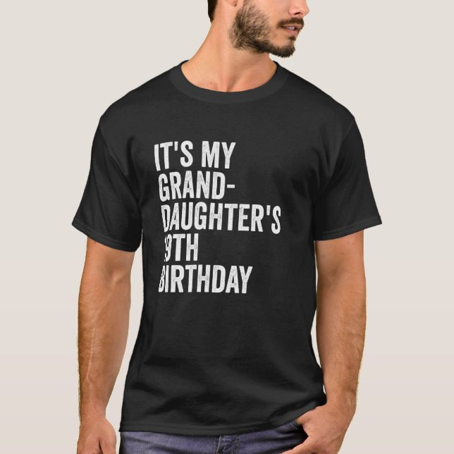 Det är min sondotters 19-årsdag t shirt (Framsida)