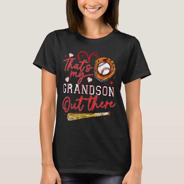 Det är min sonson där ute Baseball Mormor Mor T Shirt (Framsida)