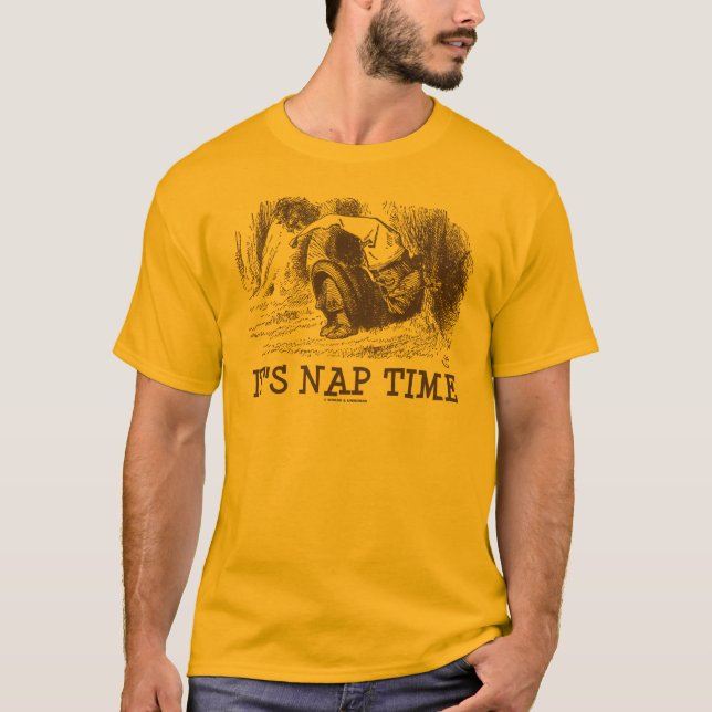 Det är Nap Time Sleeping Snoring Red Kung Wonderla Tee Shirt (Framsida)